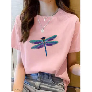 T-shirt libellule de couleur rose avec impression libéllule bleu-violet