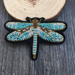 Patch Libéllule brodée avec fils de soie - 7.5cm x 5.5cm - couleur bleu