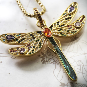 Vue détaillée Collier Pendentif Libellule Jardin Enchanté en Argent Sterling 925