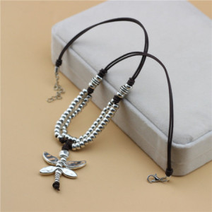 Vue détaillée Collier Pendentif Libellule Aurore Boréale