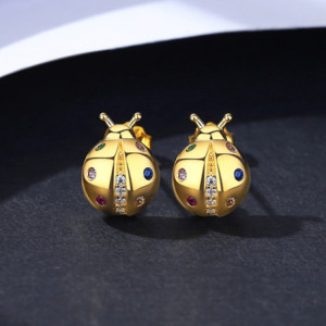Vue Avant des Boucles d'Oreilles Coccinelle en Argent Sterling 925 et Pierres Colorées