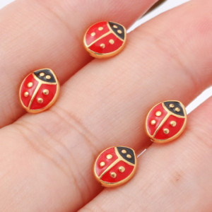 Petites Boucles d'Oreilles Coccinelle en Acier Inoxydable 316L