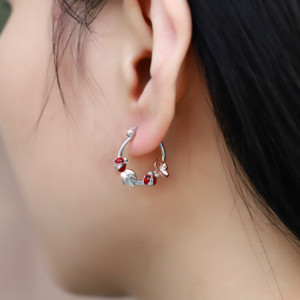 Vue Portée Boucles d'Oreille Créoles Jardin Enchanté