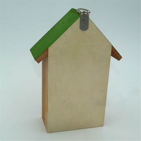 dortoir et maison d'abeille en bois peinte en vert
