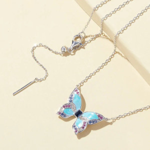 Vue générale Collier papilion aux ailles bleues roses et vertes  en Argent Sterling 925