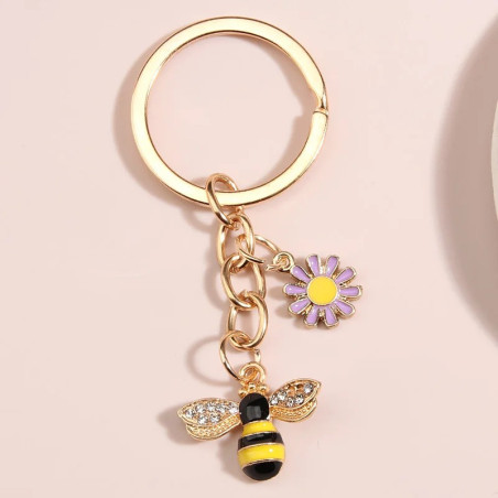 Schlüsselanhänger Biene mit Lavendelblüte – Eleganz & Natur