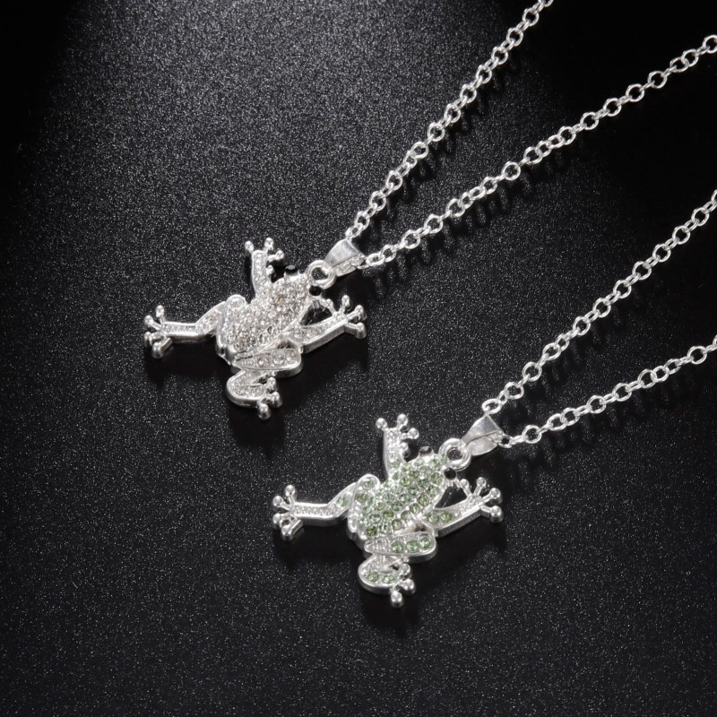 Frosch Halskette mit smaragdgrünem Strass – Einzigartiger Schmuck