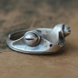 Bague Grenouille Minimaliste Argentée - bague ajustable !