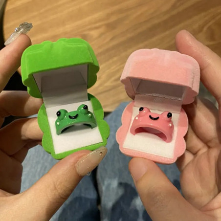 Bague Grenouille Mignonne Cartoon avec son Coffret Cadeau en Velours
