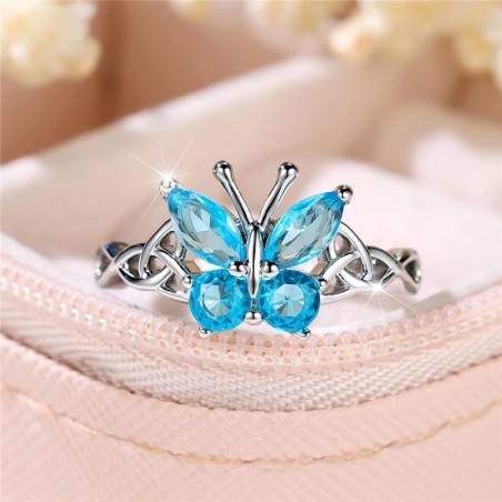 Blauer Schmetterling Ring 'Saphirglanz' – Eleganz & Magie