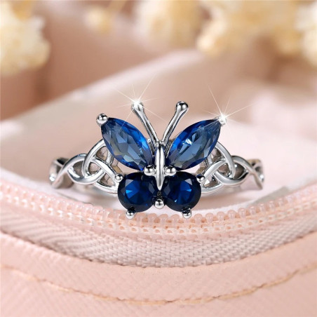 Blauer Schmetterling Ring 'Azurglanz' - Eleganz & Raffinesse