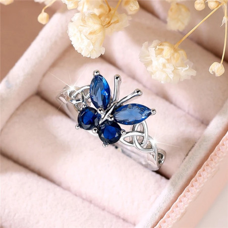 Blauer Schmetterling Ring 'Azurglanz' - Eleganz & Raffinesse