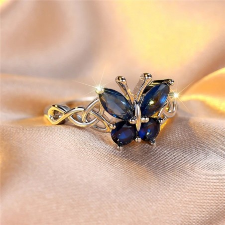 Blauer Schmetterling Ring 'Azurglanz' - Eleganz & Raffinesse