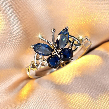 Blauer Schmetterling Ring 'Azurglanz' - Eleganz & Raffinesse