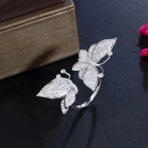 Verstellbarer Schmetterlingsring aus 925 Silber mit Zirkonia