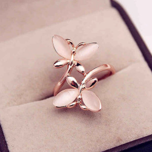 Schmetterling Ring 'Rosige Zartheit' - Eleganz & Weiblichkeit