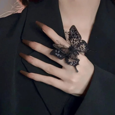 Gothic Schmetterling Ring 'Schwarz' | Eleganz & Mysterium
