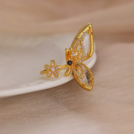 Schmetterling Ring 'Goldener Blütenglanz' - Verstellbar & Elegant