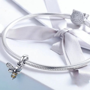 Bienenanhänger aus 925 Sterling Silber mit großer Öse (ohne Kette)