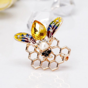 Bienen-Brosche 'Schatz des Bienenstocks' - Goldene Eleganz