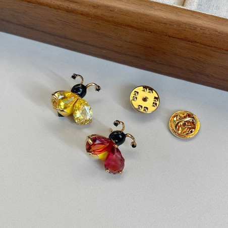 Bienen Pin "Crystal Bee" – Elegante Brosche in Gold & Silber