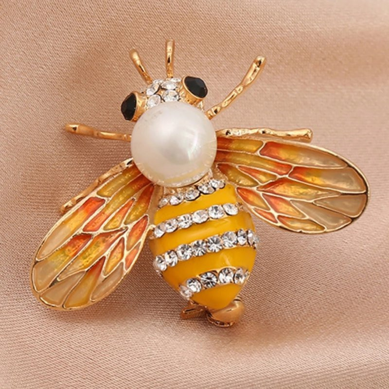 Kaiserliche Bienenbrosche mit Goldperle | Eleganter Schmuck
