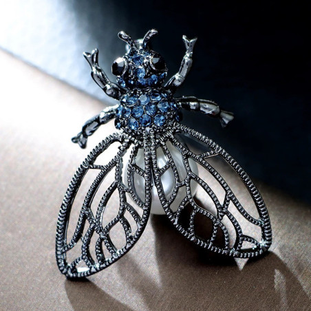 Bienenbrosche 'Gotische Majestät' - Eleganter & Mysteriöser Schmuck