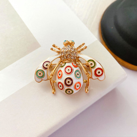 Bienenbrosche im Boho-Stil | Süße Geschenkidee für Frauen