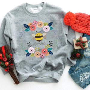 Bienen Sweatshirt für Damen | 'Bee Kind' Romantische Biene