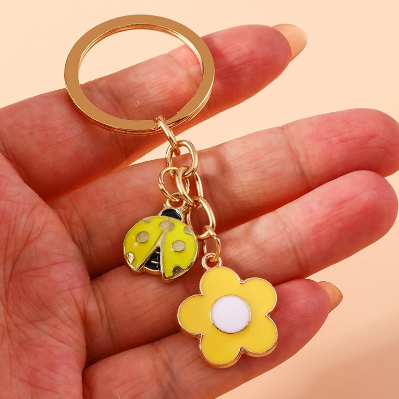 Schlüsselanhänger Gelber Marienkäfer | Süßes Geschenk & Glücksbringer