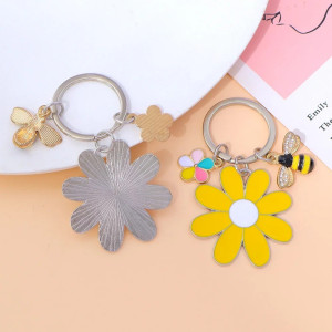 Schlüsselanhänger Biene 'Verzaubertes Gänseblümchen' | Süßes Geschenk