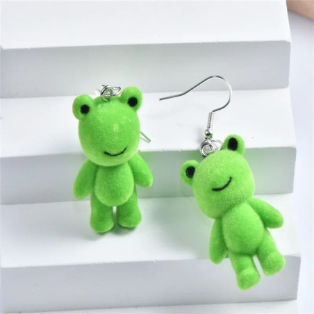 Spritzige Frosch-Ohrringe - Flauschiger & Einzigartiger Schmuck