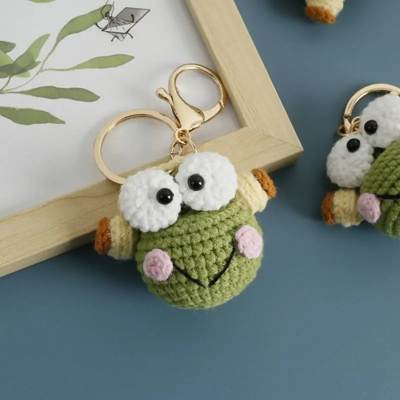 Regenbogen-Frosch Schlüsselanhänger – Kawaii & Handgefertigt