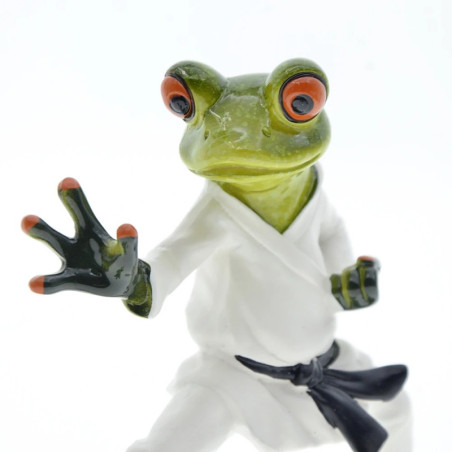 Karate Frosch Figur | Lustige Statue mit schwarzem Gürtel