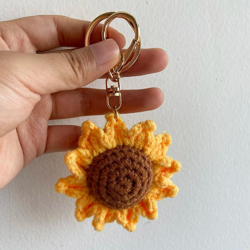 Schlüsselanhänger Sonnenblume gehäkelt – Handgefertigt & Süß