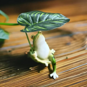 Frosch Statue mit tropischem Blatt – Zen Natur Deko