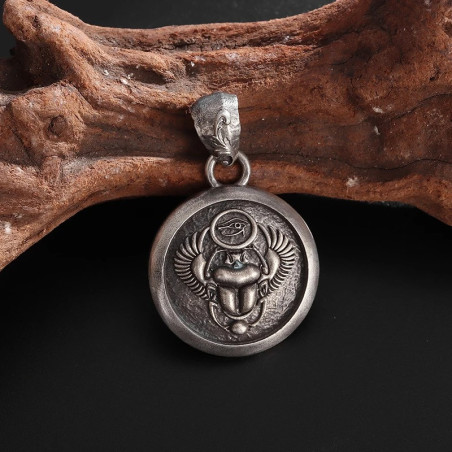 Skarabäus Halskette mit Horusauge – Mystisches Silber-Medaillon