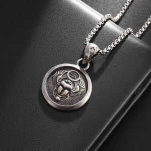 Skarabäus Halskette mit Horusauge – Mystisches Silber-Medaillon