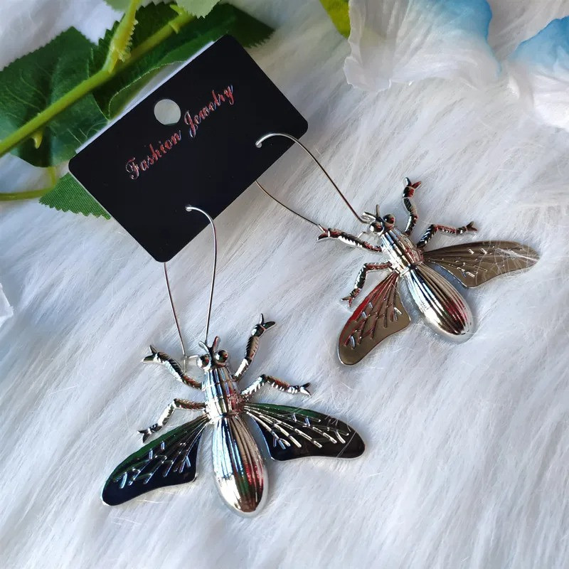 Käfer Ohrringe 'Geflügelte Eleganz' – Große Ohrringe Gold & Silber