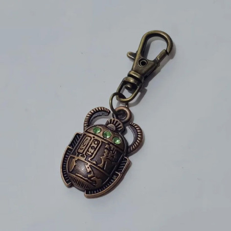 Antiker Skarabäus Schlüsselanhänger – Hieroglyphen & Smaragd
