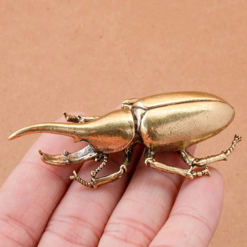 Retro Skarabäus-Figur "Königlicher Verteidiger" – Edles Messing
