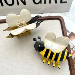 Bienen-Haarspange "Perlmuttflügel" | Süßer Haarschmuck