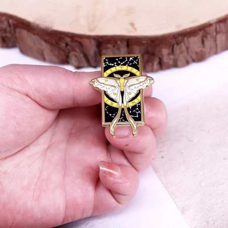Schmetterling Pin "Mond-Orakel": Esoterische & elegante Brosche