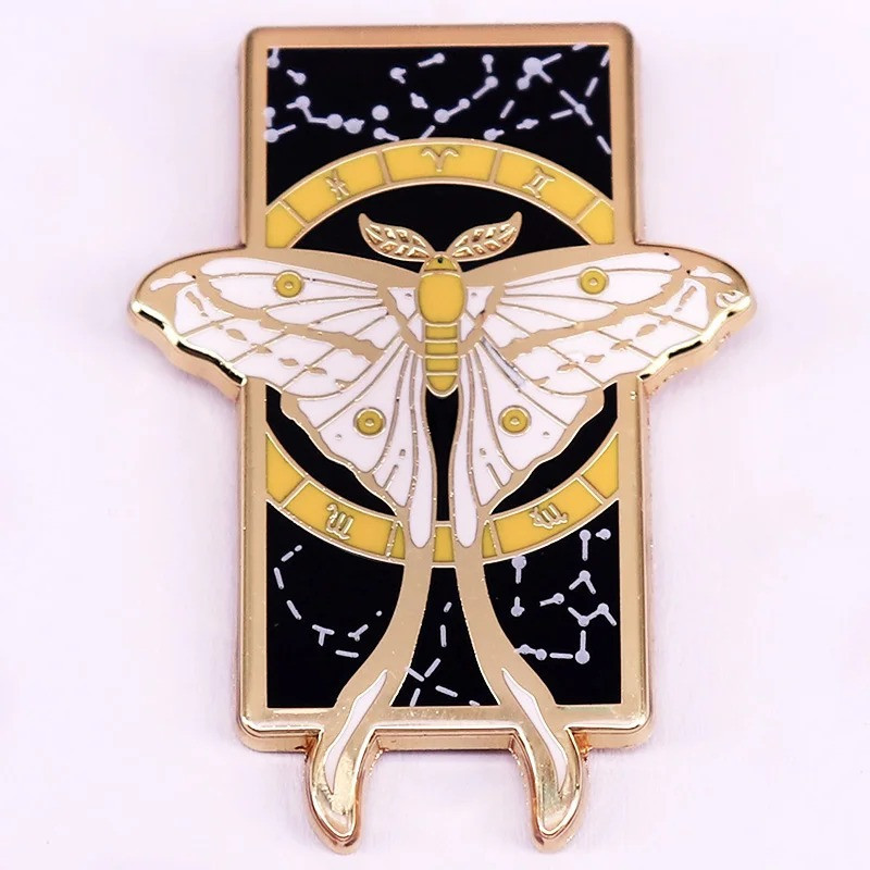 Schmetterling Pin "Mond-Orakel": Esoterische & elegante Brosche