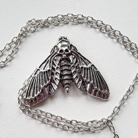 Mystische Halskette Dunkler Nachtfalter - Gothic Schmuck Silber!