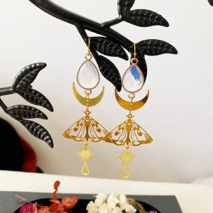 Schmetterling Ohrringe "Mondschein": Boho & Lunar Schmuck!