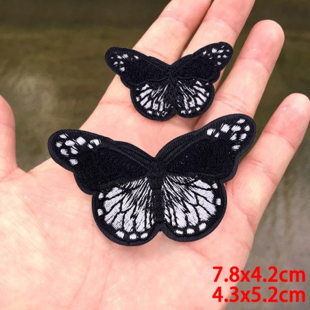 Gestickter Schmetterling Aufnäher - Bügelbild Patch - 2er-Set!