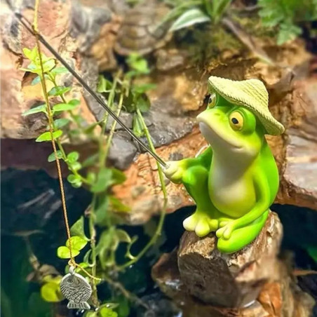 Solarfigur Frosch auf Roller – Leuchtende Gartendeko!
