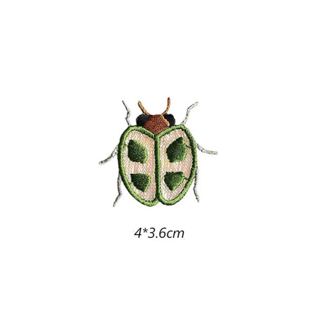 Aufnäher Käfer 'Grünes Laub' - Elegante & natürliche Stickerei