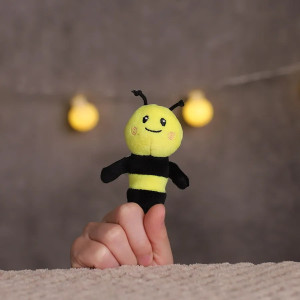 Fingerpuppe Biene 'Kleines Lächeln' - Süßes Lernspielzeug!